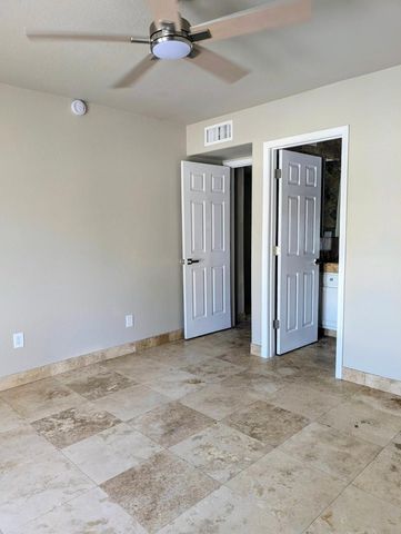 1016 W Manhatton Drive, Tempe, AZ 85282