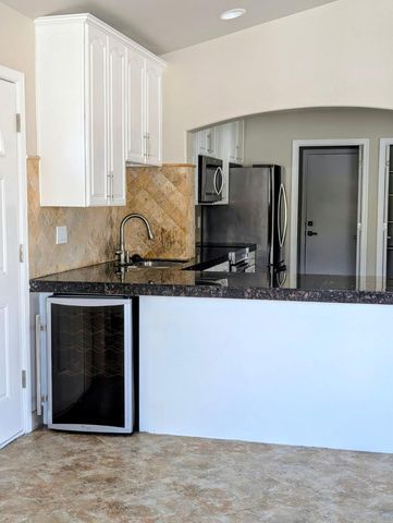 1016 W Manhatton Drive, Tempe, AZ 85282