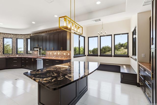 23019 Stallion Ridge, San Antonio, TX 78255