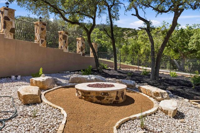 23019 Stallion Ridge, San Antonio, TX 78255