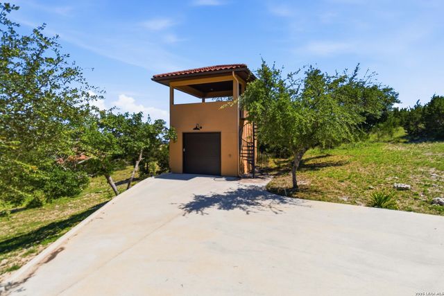 23019 Stallion Ridge, San Antonio, TX 78255