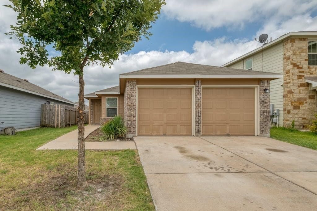 13013 Ship Bell DR, Manor, TX 78653