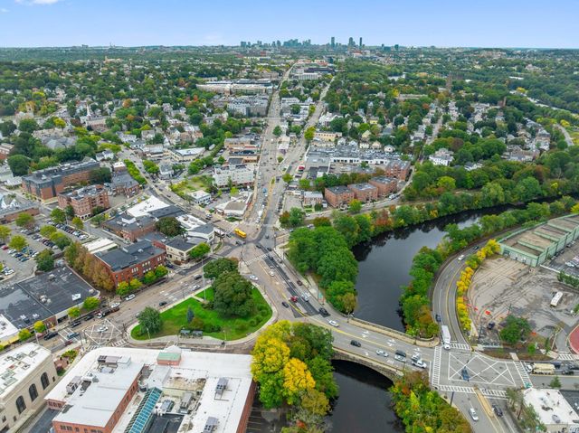 69 Galen St 3, Watertown, MA 02472