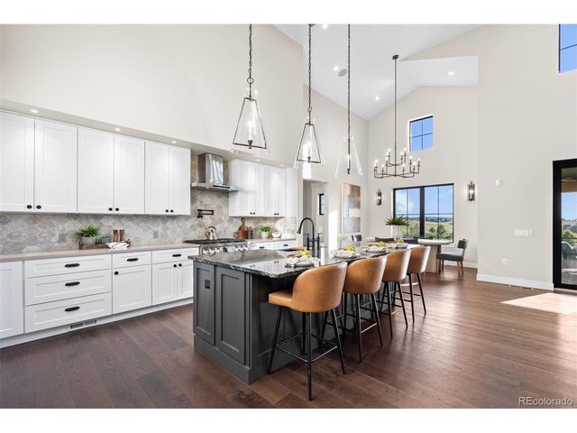 2433 Fox View Trl, Franktown, CO 80116