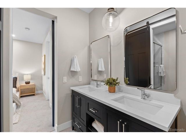 2433 Fox View Trl, Franktown, CO 80116