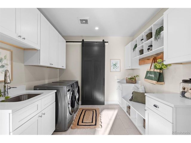 2433 Fox View Trl, Franktown, CO 80116