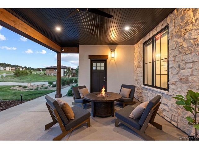 2433 Fox View Trl, Franktown, CO 80116