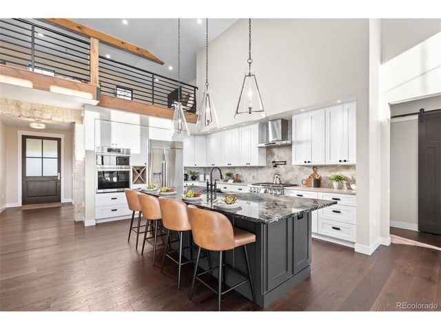 2433 Fox View Trl, Franktown, CO 80116