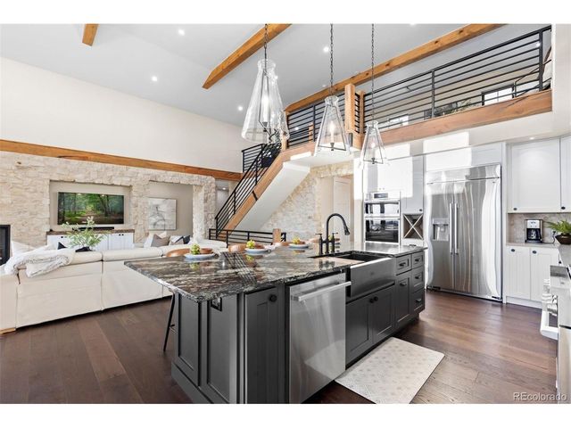 2433 Fox View Trl, Franktown, CO 80116