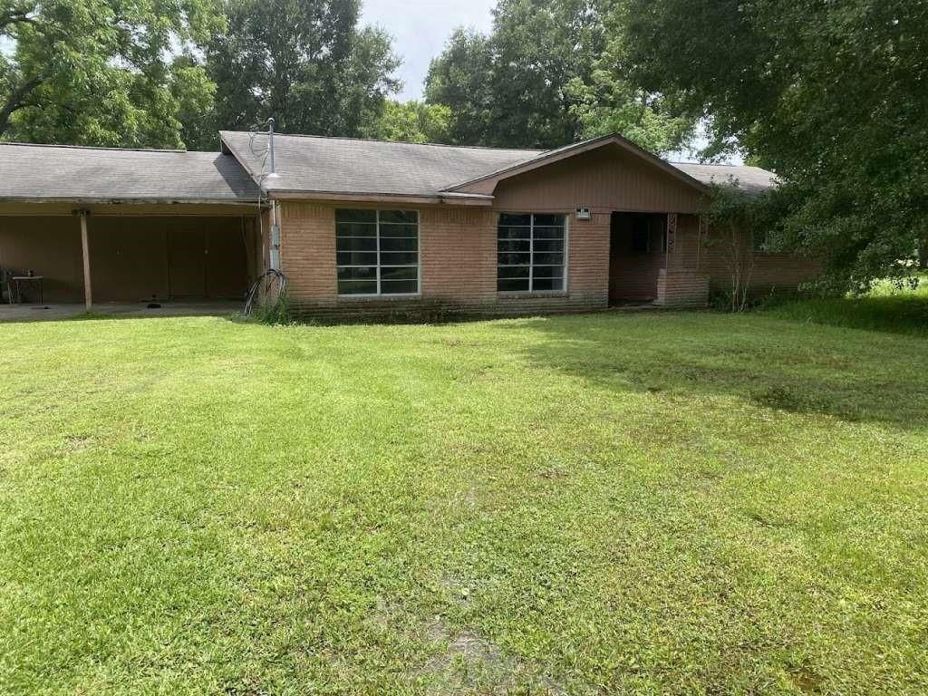 409 Lacour Street, Dayton, TX 77535