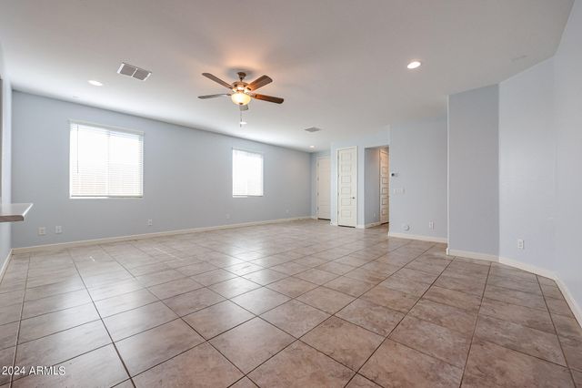 16382 W QUESTA Drive, Surprise, AZ 85387