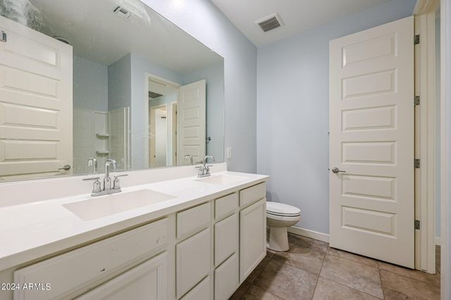 16382 W QUESTA Drive, Surprise, AZ 85387