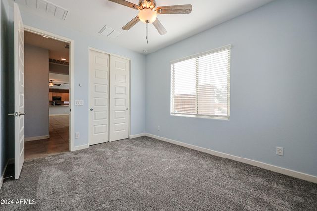 16382 W QUESTA Drive, Surprise, AZ 85387