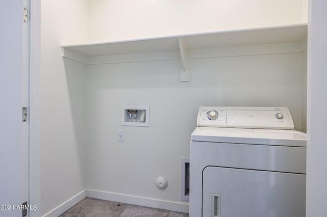 16382 W QUESTA Drive, Surprise, AZ 85387