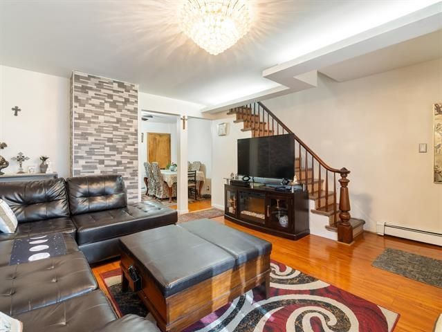 137 PROSPECT AVE, Bayonne, NJ 07002