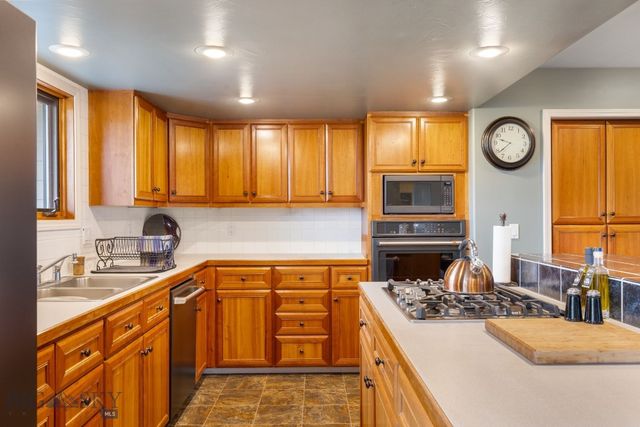 220 Cobb Hill Road, Bozeman, MT 59718