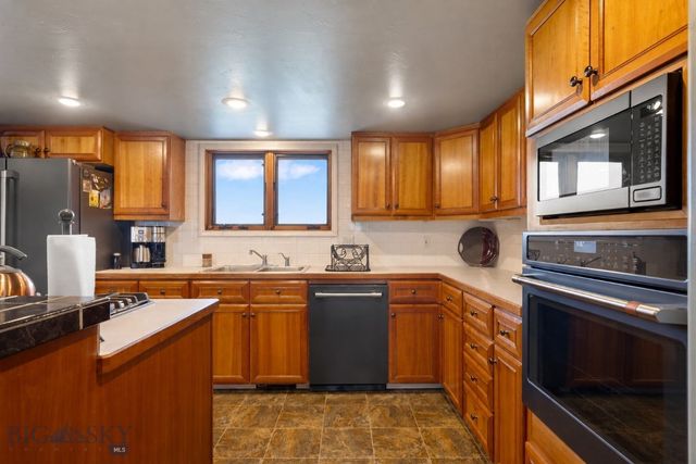 220 Cobb Hill Road, Bozeman, MT 59718