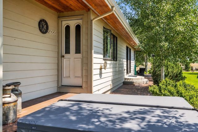 220 Cobb Hill Road, Bozeman, MT 59718