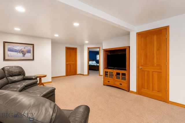 220 Cobb Hill Road, Bozeman, MT 59718