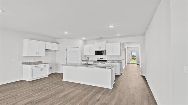131 Champlain Road, Hoschton, GA 30548