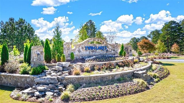 131 Champlain Road, Hoschton, GA 30548