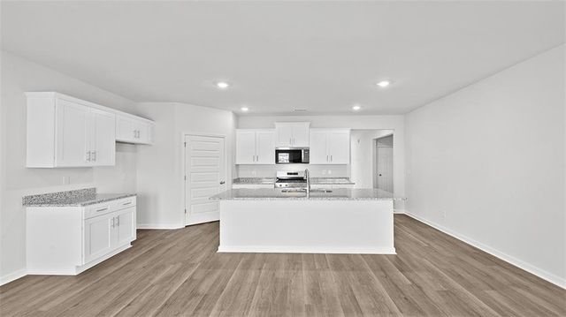 131 Champlain Road, Hoschton, GA 30548