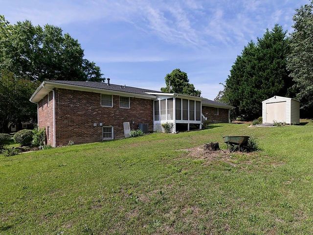 3883 N Pebble Drive, Douglasville, GA 30134