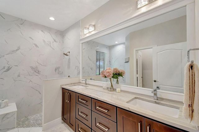 6041 SW 195TH Avenue, Pembroke Pines, FL 33332