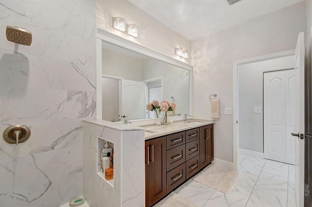 6041 SW 195TH Avenue, Pembroke Pines, FL 33332