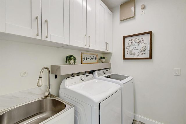 6041 SW 195TH Avenue, Pembroke Pines, FL 33332