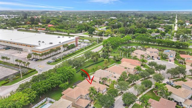 6041 SW 195TH Avenue, Pembroke Pines, FL 33332