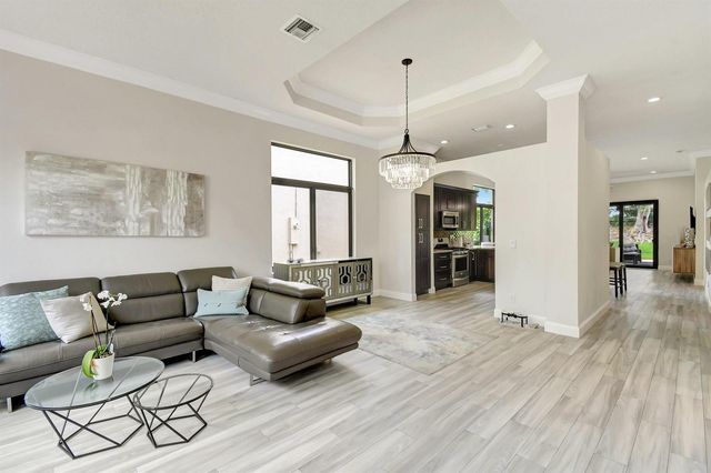 6041 SW 195TH Avenue, Pembroke Pines, FL 33332