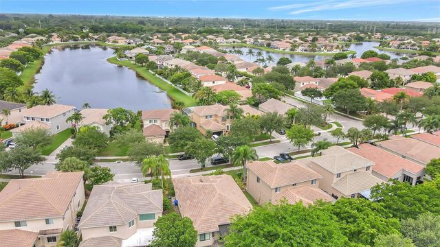 6041 SW 195TH Avenue, Pembroke Pines, FL 33332