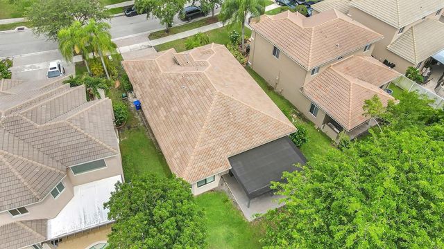 6041 SW 195TH Avenue, Pembroke Pines, FL 33332