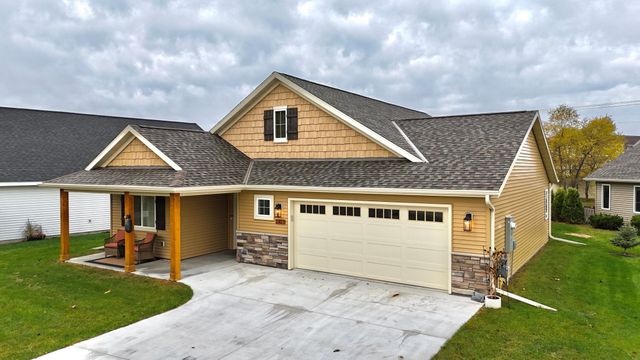 2323 40th Avenue S, Saint Cloud, MN 56301