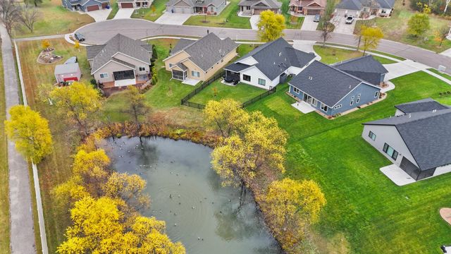 2323 40th Avenue S, Saint Cloud, MN 56301