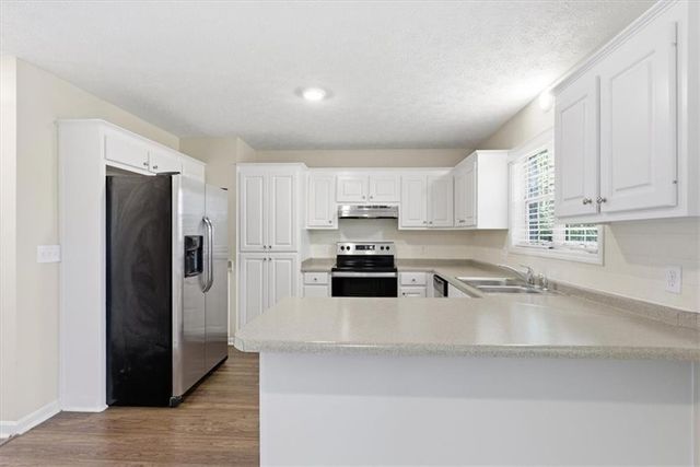 445 Allens Landing Court, Lawrenceville, GA 30045