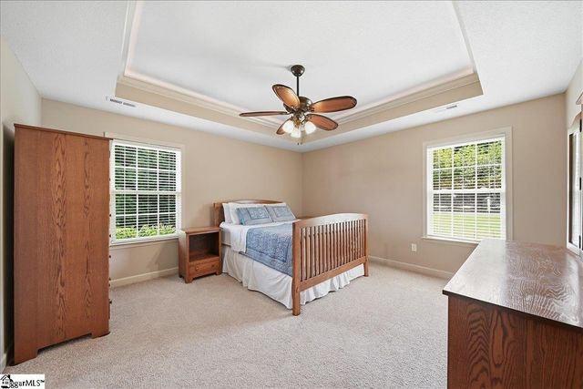 125 Fox Farm Way, Greer, SC 29651