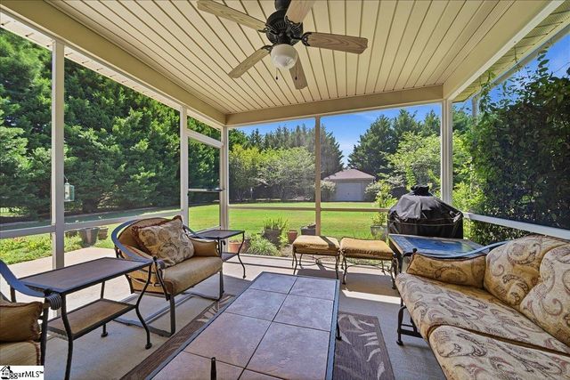 125 Fox Farm Way, Greer, SC 29651