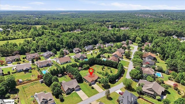 125 Fox Farm Way, Greer, SC 29651