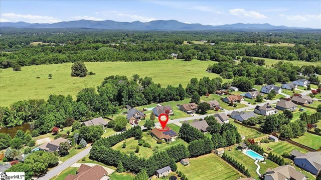 125 Fox Farm Way, Greer, SC 29651