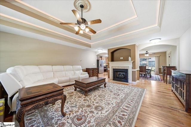 125 Fox Farm Way, Greer, SC 29651