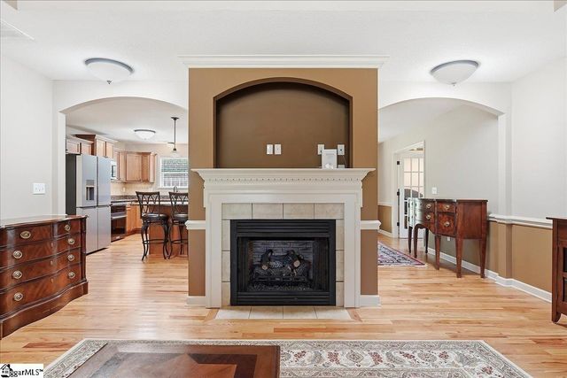 125 Fox Farm Way, Greer, SC 29651