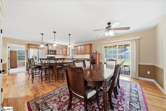 125 Fox Farm Way, Greer, SC 29651