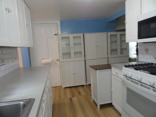 40 Parkview Street, Newport, NH 03773