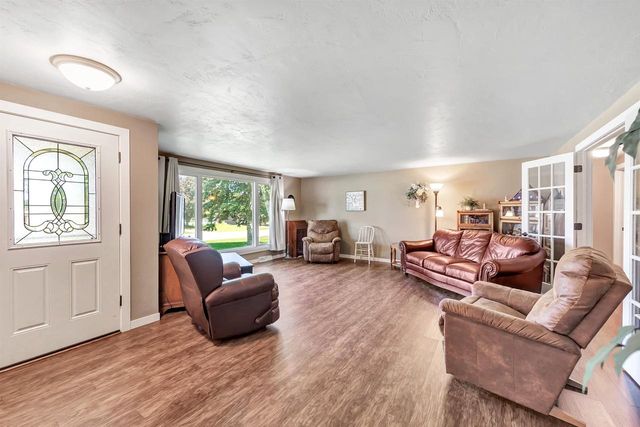 3093 GLENDALE AVENUE, Green Bay, WI 54313