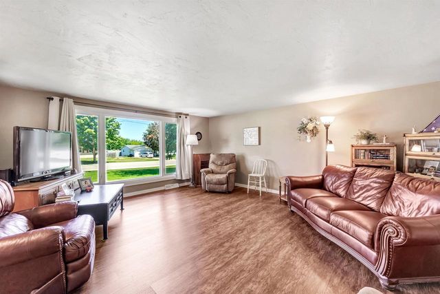 3093 GLENDALE AVENUE, Green Bay, WI 54313
