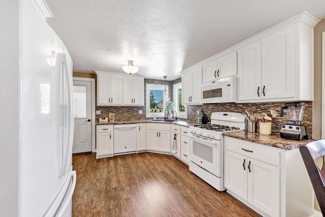 3093 GLENDALE AVENUE, Green Bay, WI 54313