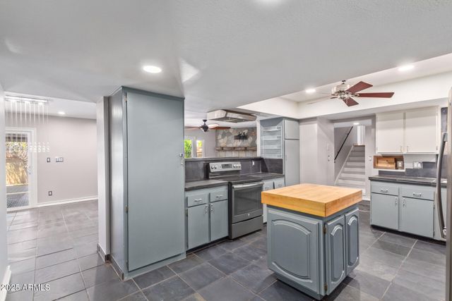 1640 E LA JOLLA Drive, Tempe, AZ 85282