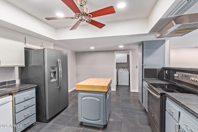 1640 E LA JOLLA Drive, Tempe, AZ 85282